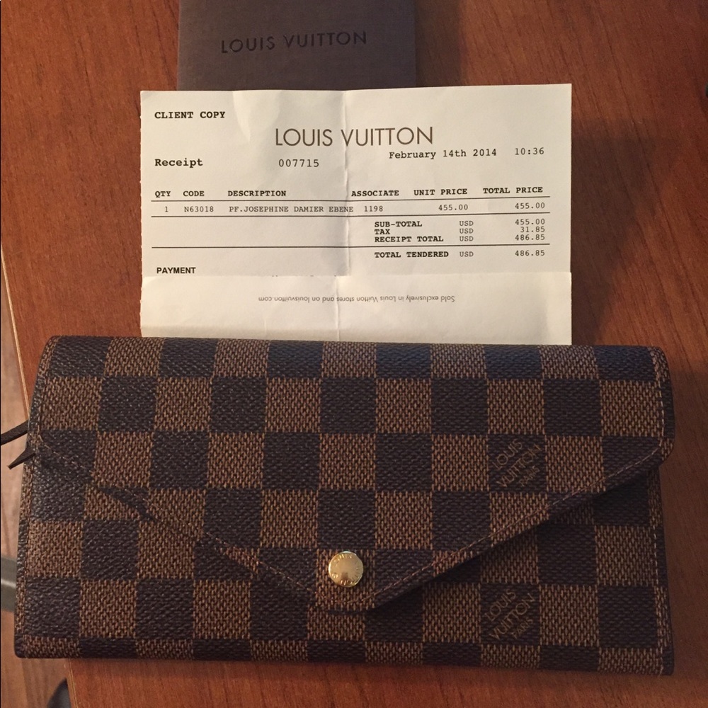- Louis Vuitton Josephine Damier 2014 wallet